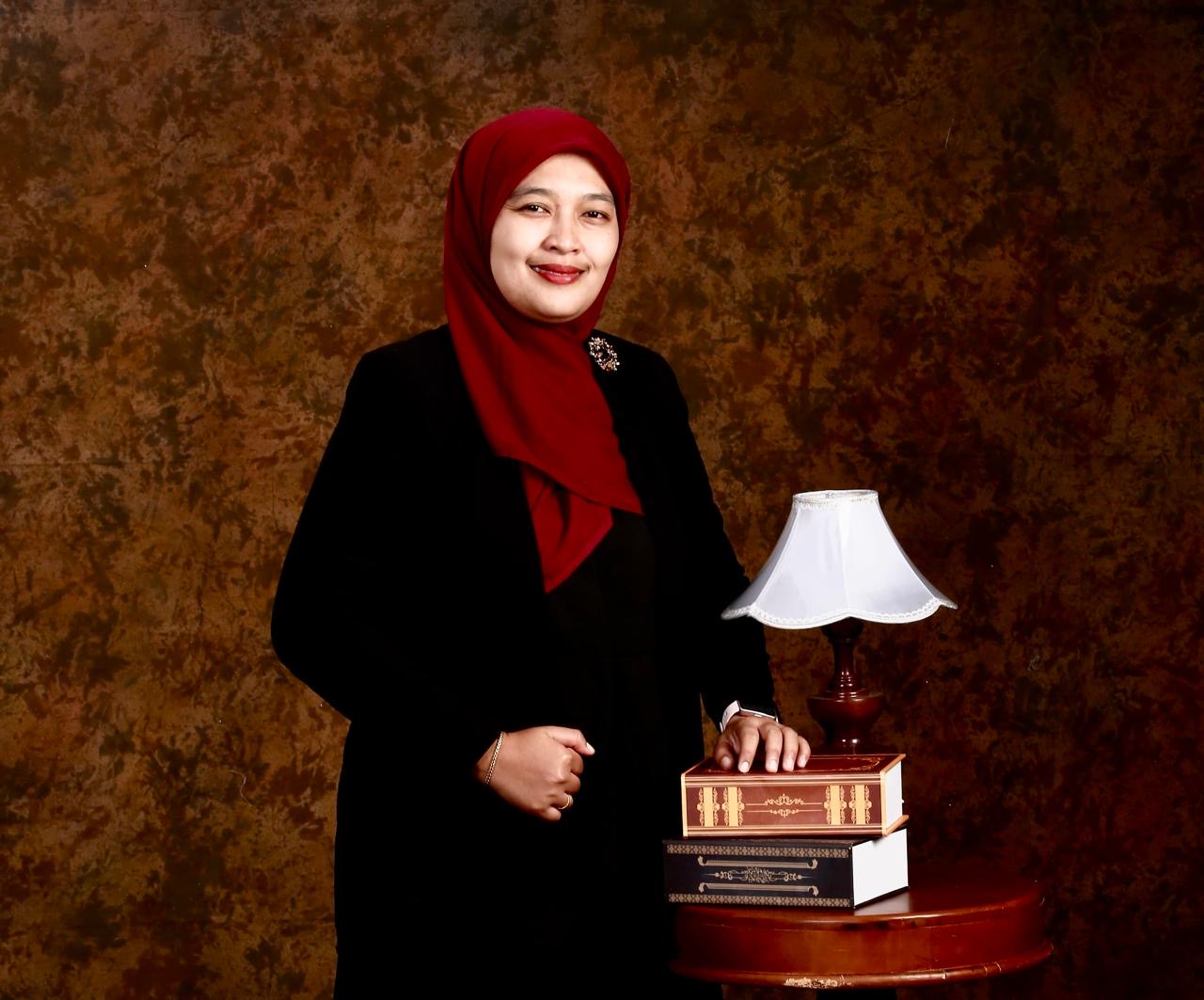 Naila Attamimi M.Pd 